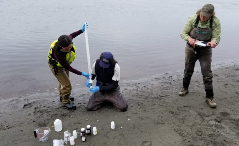 Field filtering sample to be analyzed for dissolved metals. Akwe River, July 2019